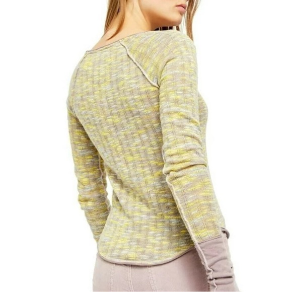 Free People Yellow & Purple Printed Long Sleeve Scoop Neck T-Shirt Womens Sz S - Picture 2 of 8